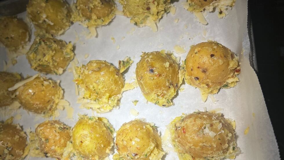 Chef Keys cooks “ The Worlds Best Potatoes” viral recipe on QCT at 11 Wednesday.