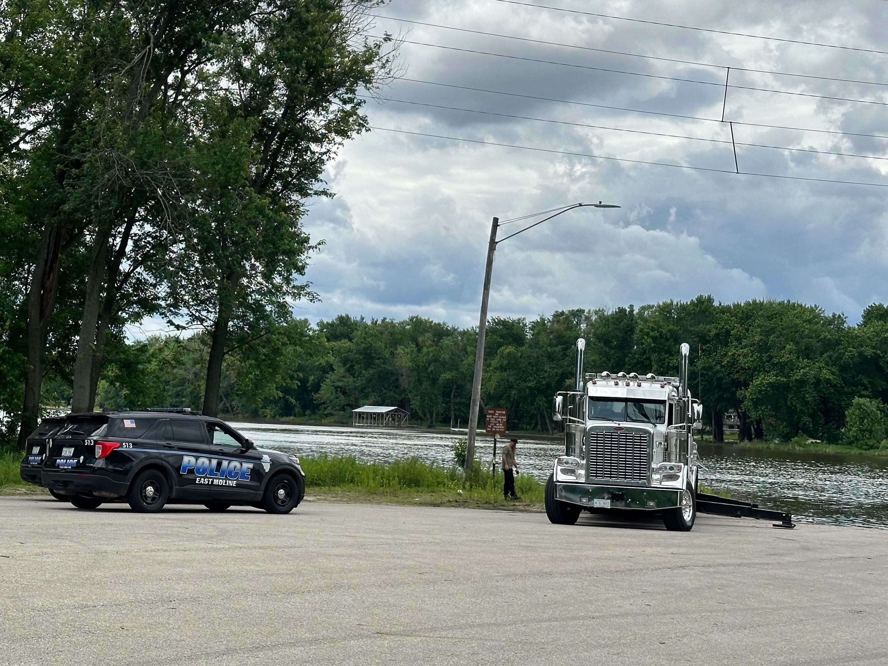 Police told car with body found underwater at Empire Park - Vimarsana News