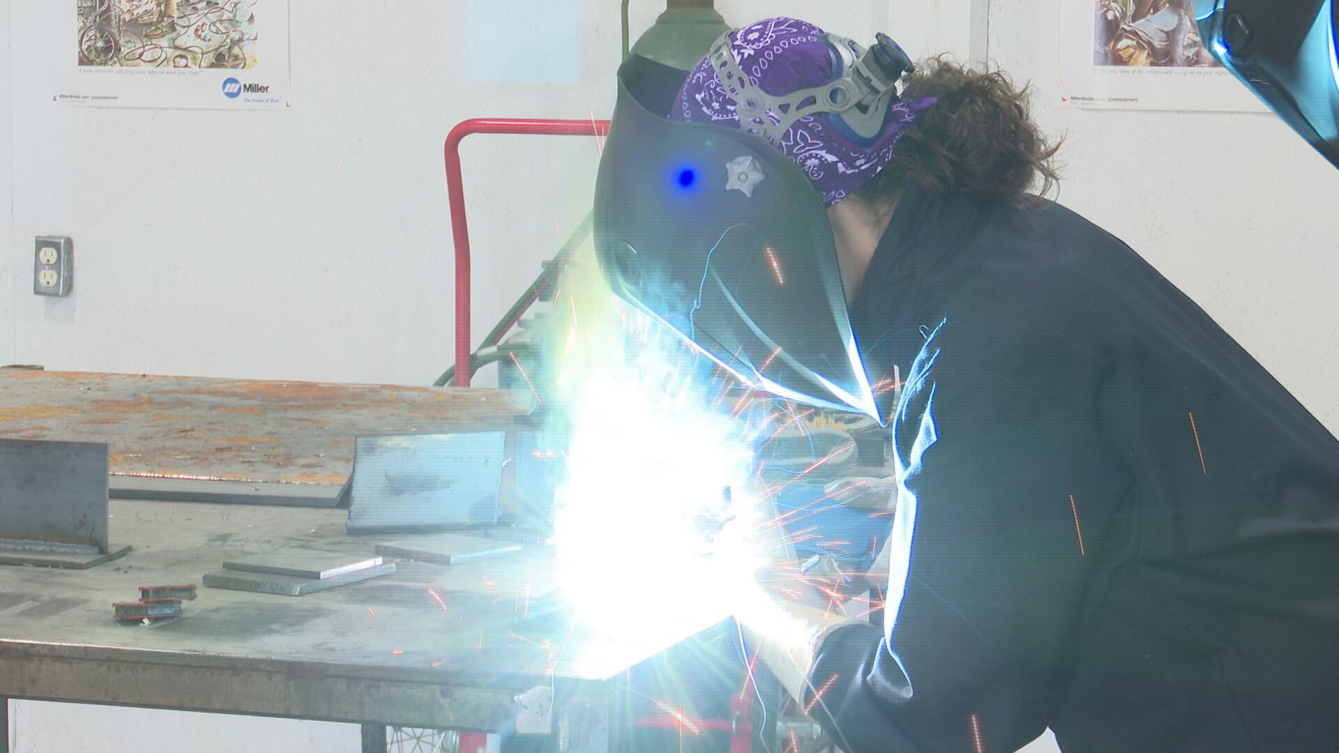 'Weld like a girl': Women's rehabilitation center opens welding school - Vimarsana News
